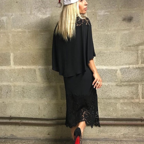 NWT BCBG Lace Blocked Cape Dress - Picture 2 of 8